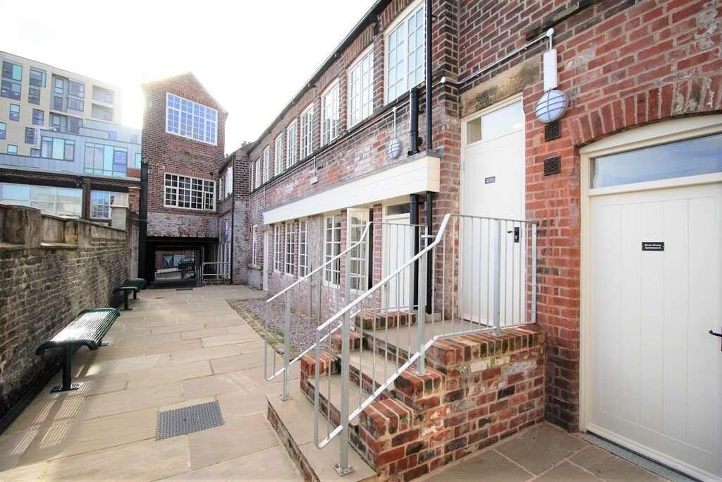Flat_1_Shaw_Works