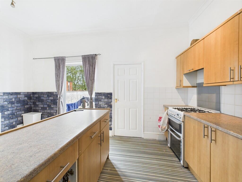 CAM01835G0-PR0203...