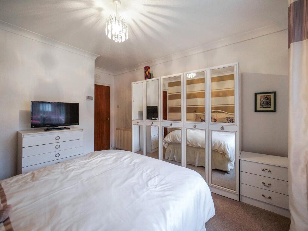 Bed 1