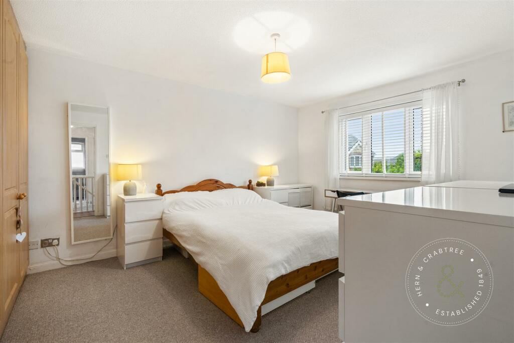 Acorn Grove, Pontprennau, Hern Crabtree (28).jpg