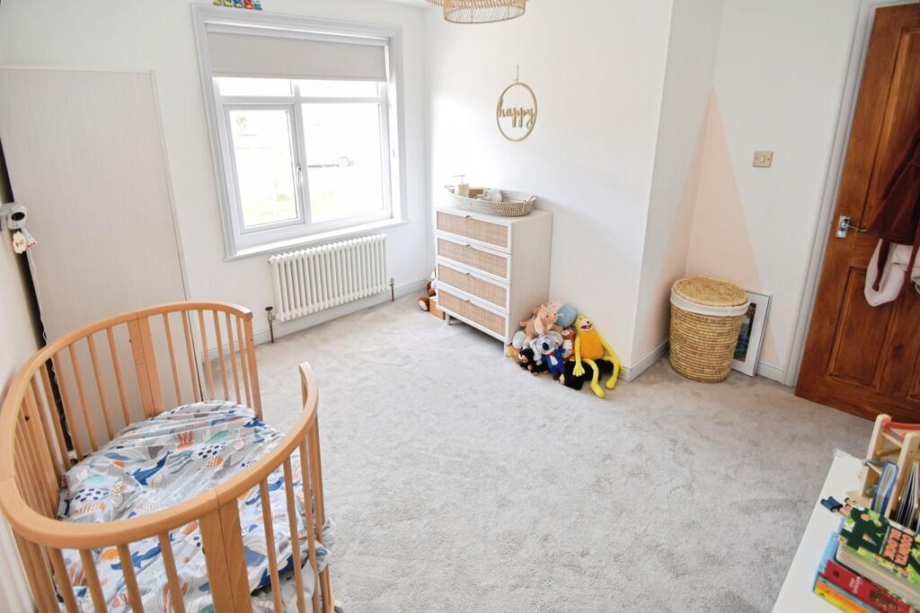 c1866dec-Bedroom ...