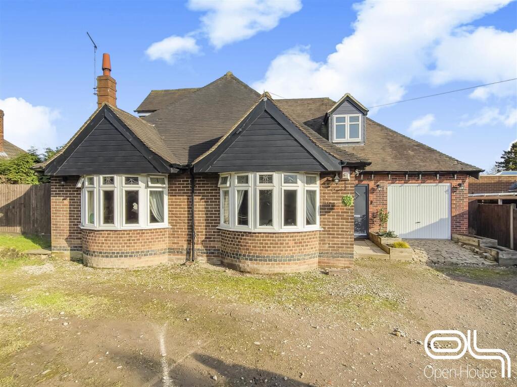 Measham Road (2).jpg