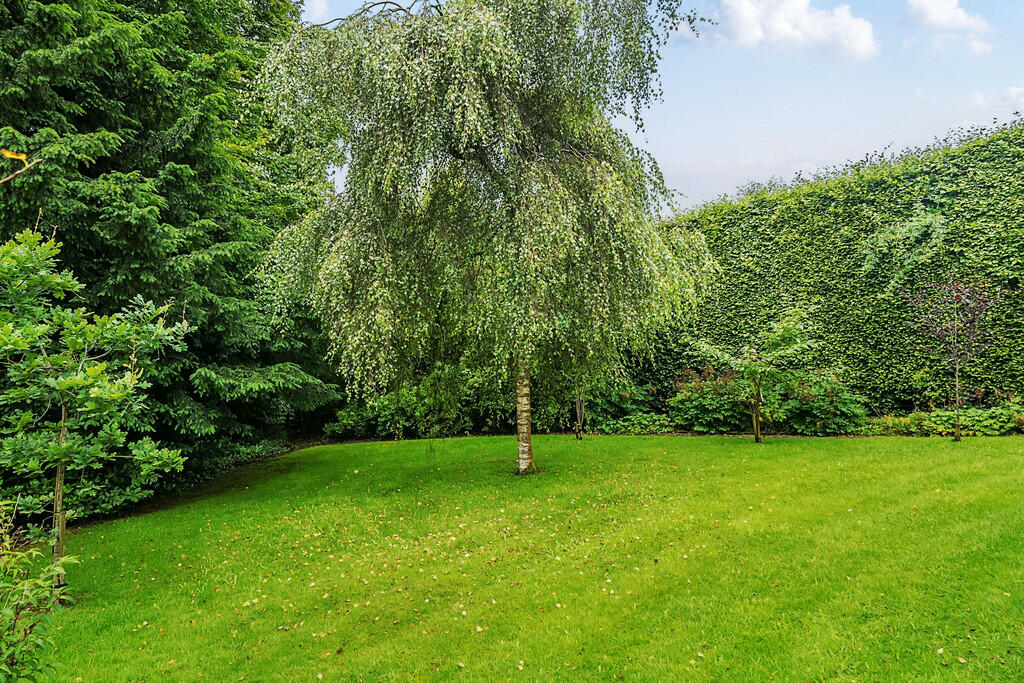 Gardens &amp; Gro...