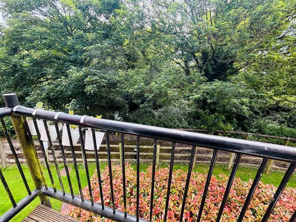 View from sitting room.JPEG