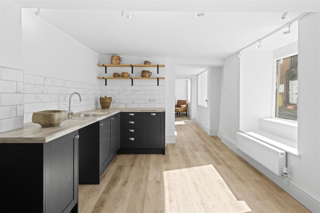 High Street, Seaford