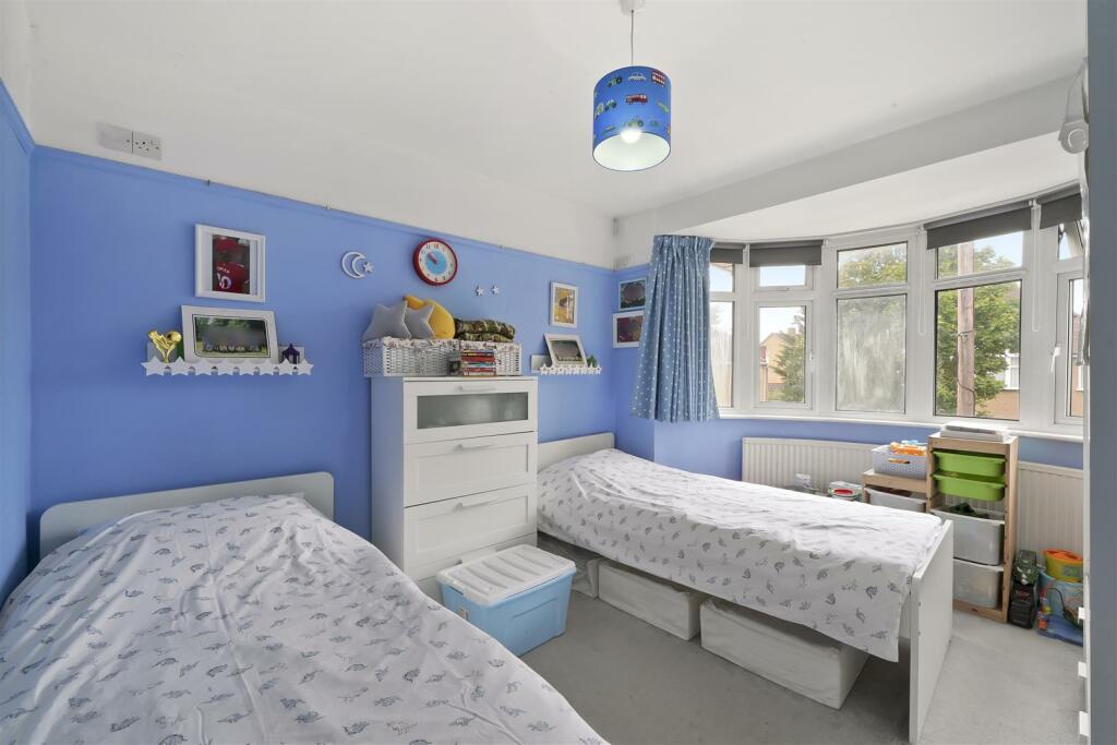 16 Danemead Grove - 3lfPQTg7erzvrwmL1pJ2.jpg