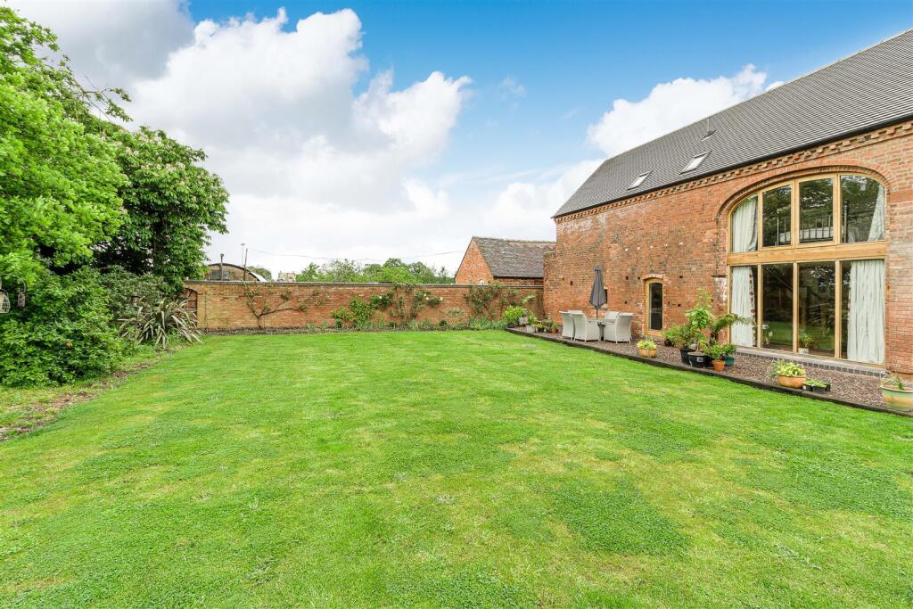 The Hayloft, Sheepy Magna