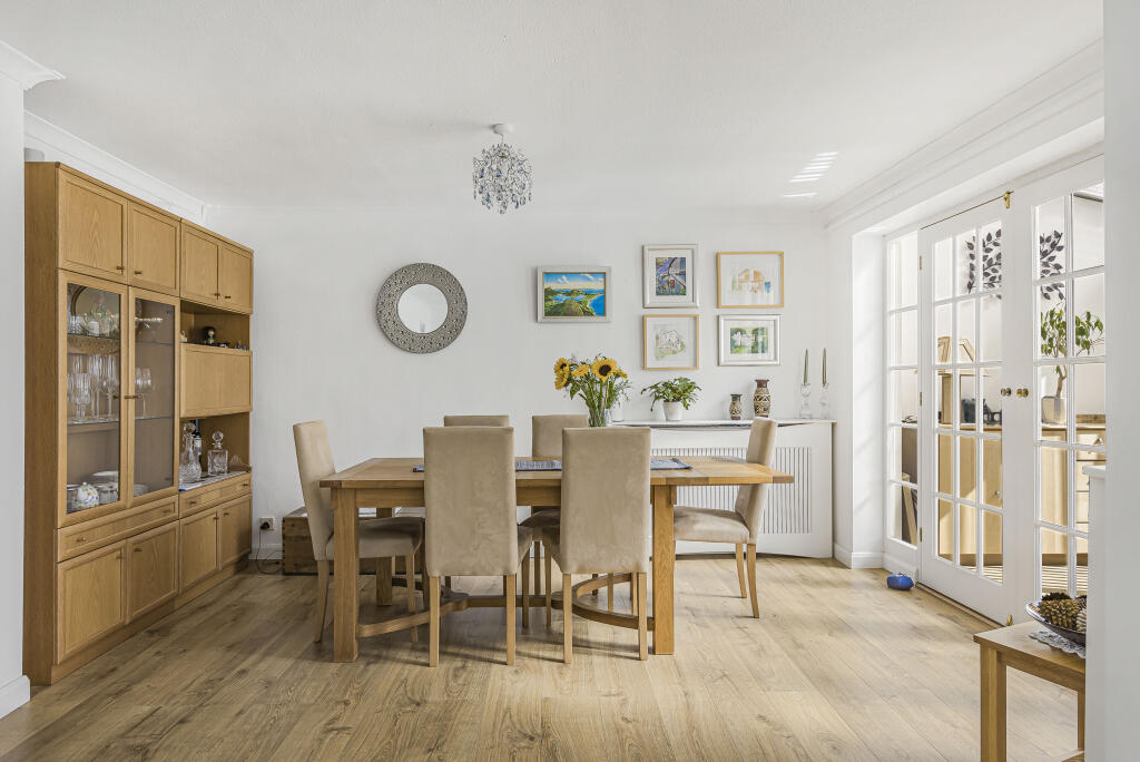 Living/Dining Room