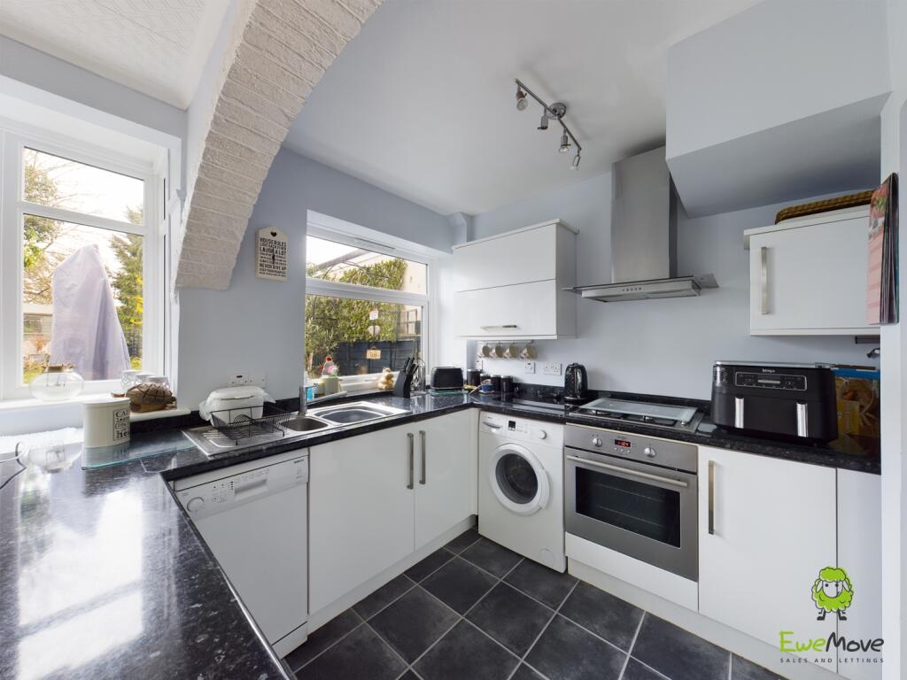 Presented by Robert at EweMove Bexleyheath and Dar