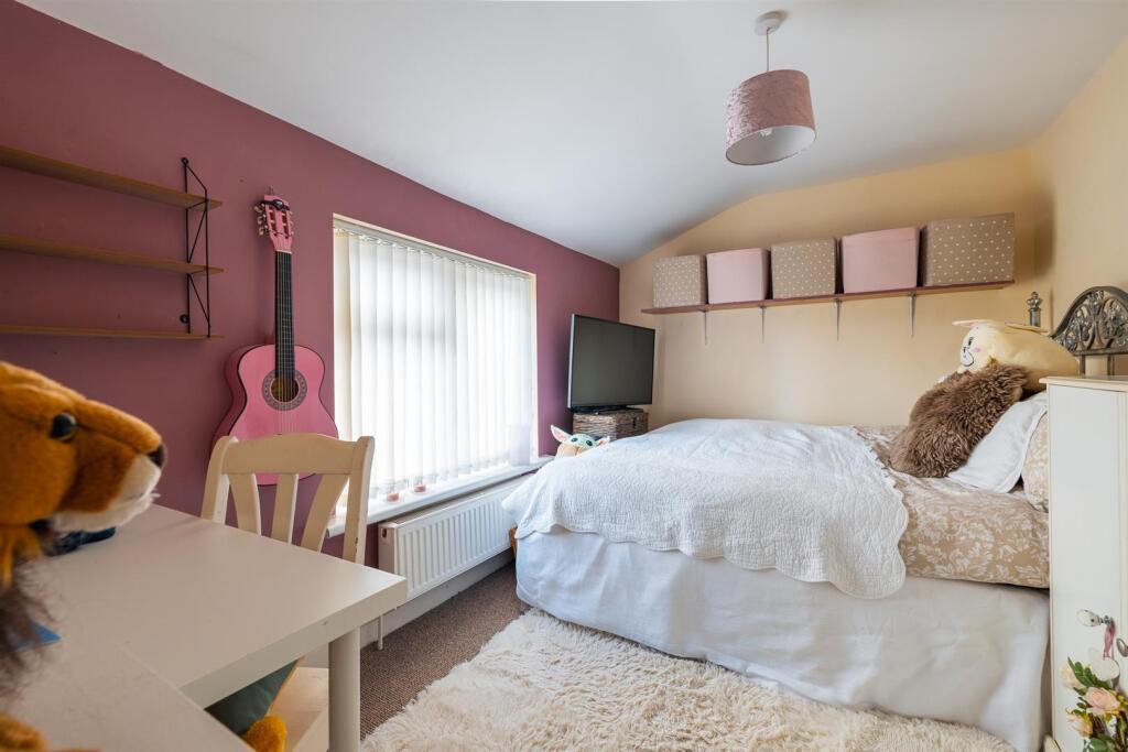 Stables Close-46.jpg