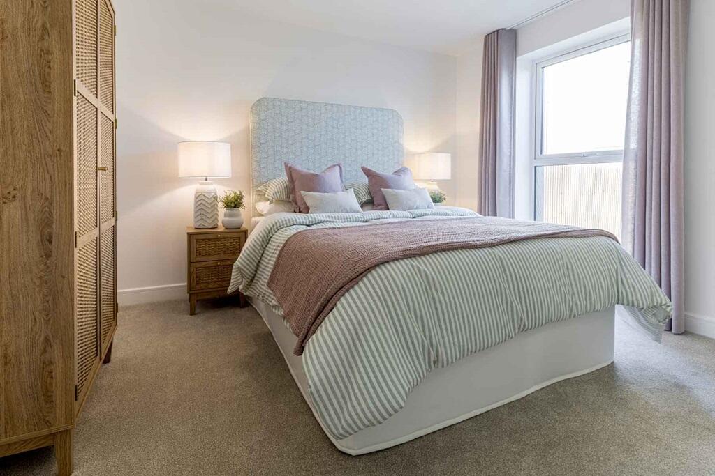 Plenty of space for wardrobes