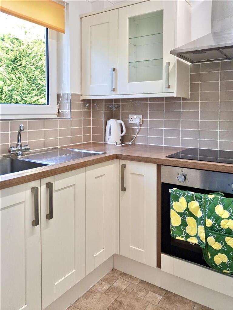 Fenwick Road, Giffnock