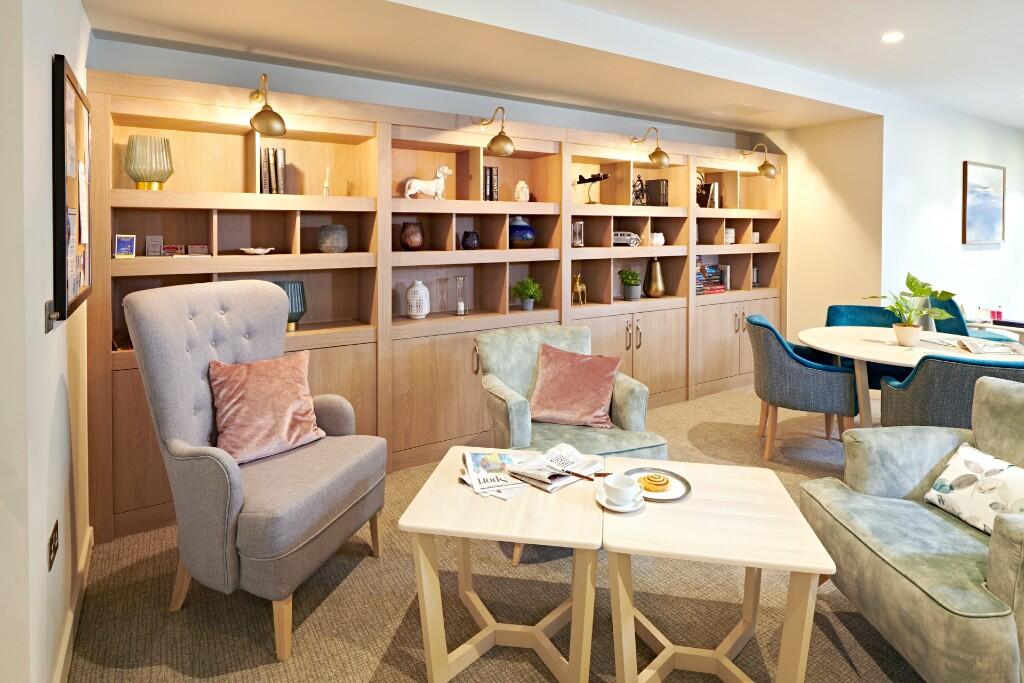 Homeowners Lounge