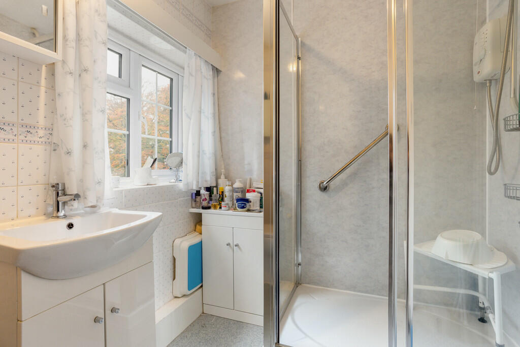81496_Westwood, L...