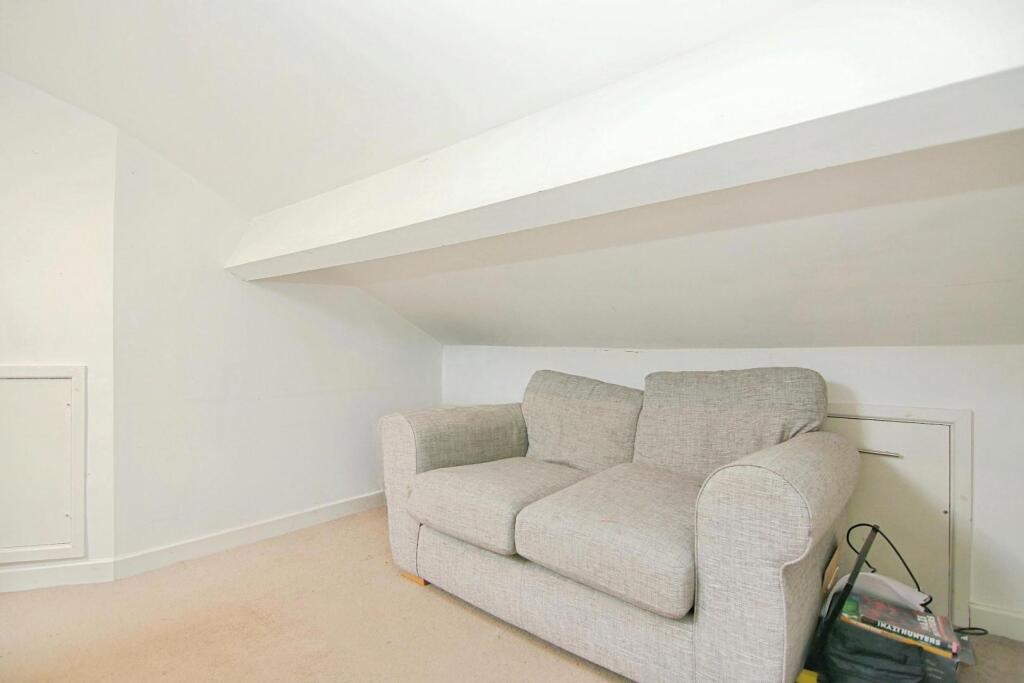 OCCASIONAL ROOM