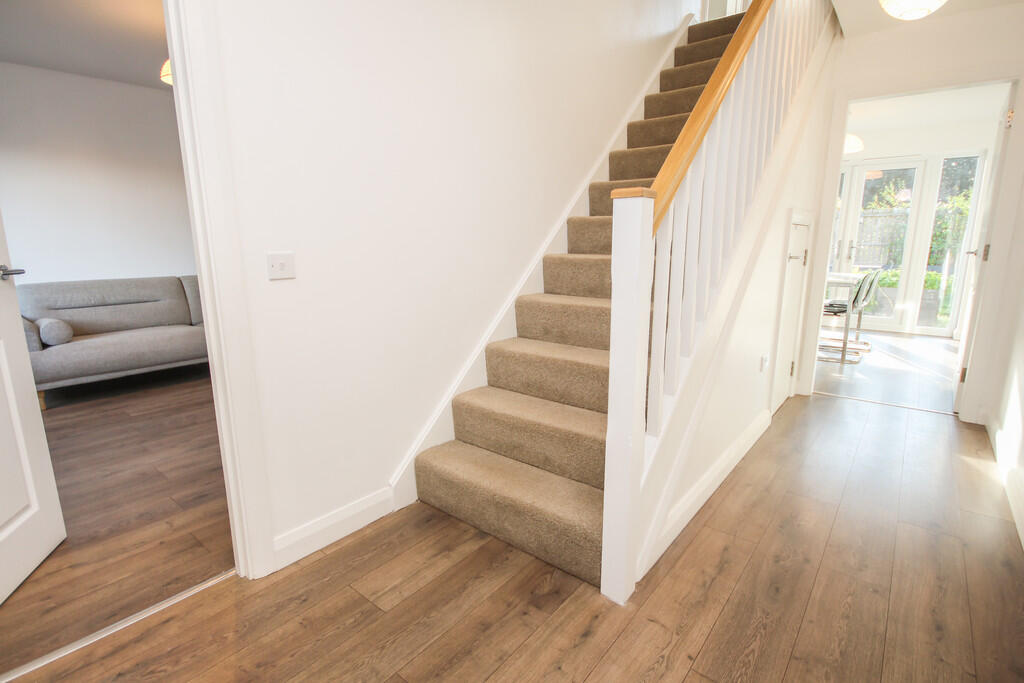 11 Breistonhill V...