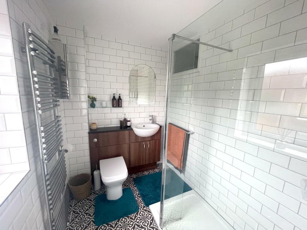 En Suite.jpg