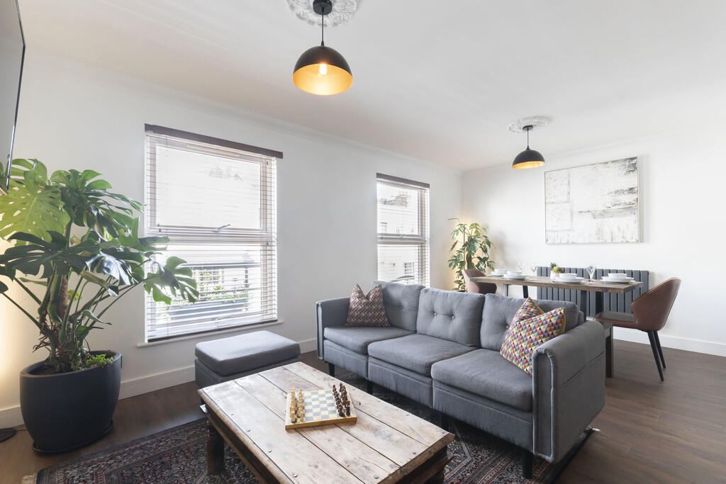 32 Grosvenor Plac...