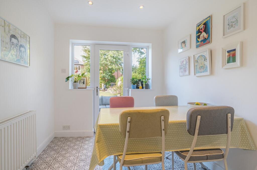 1355882-8-68c9e1888b27e