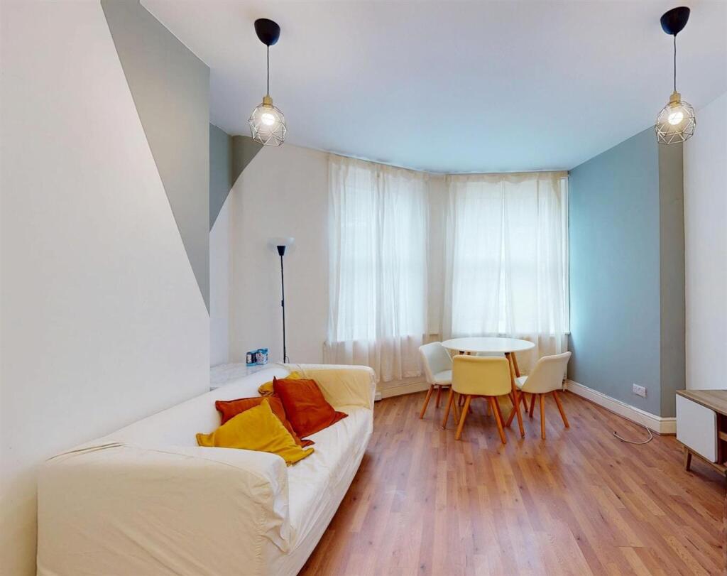 68b577290d28d4aced6b556f_098a42f3c7623d95b4c405871