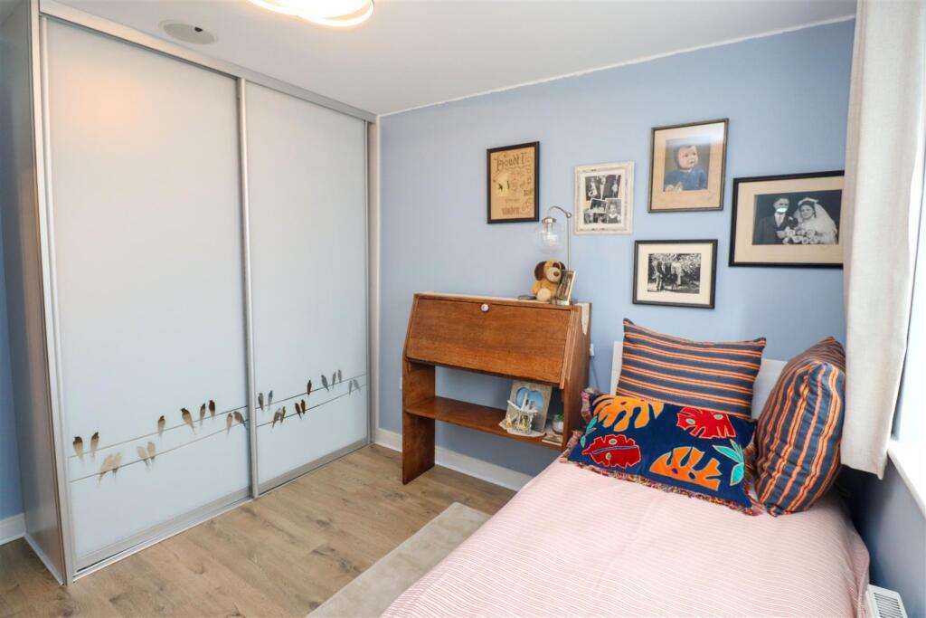 Bedroom 3 (1st Floor)
