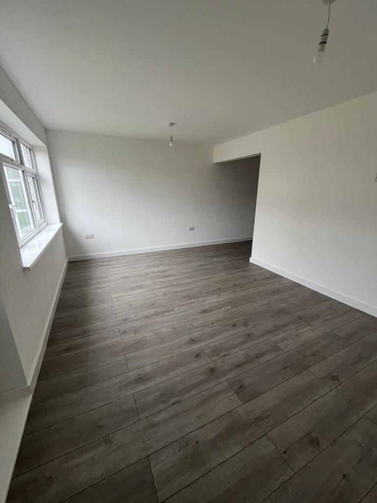 e69624e8-aa80-4160-8e5b-67f69bc4a10f