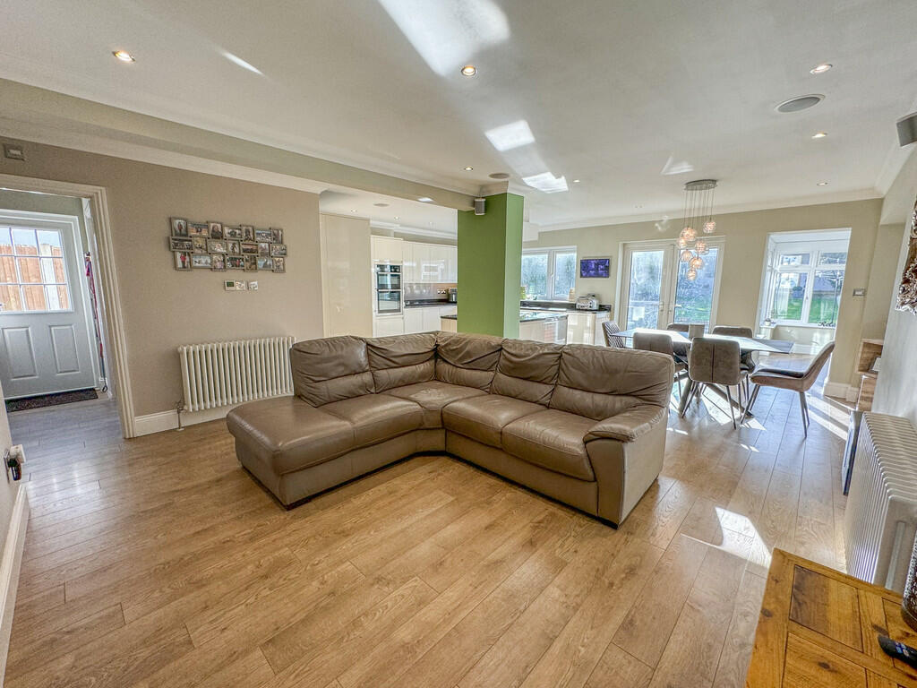 lounge area 2