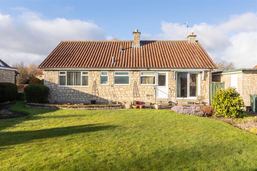 Ryedale Close 6 External-9.jpg