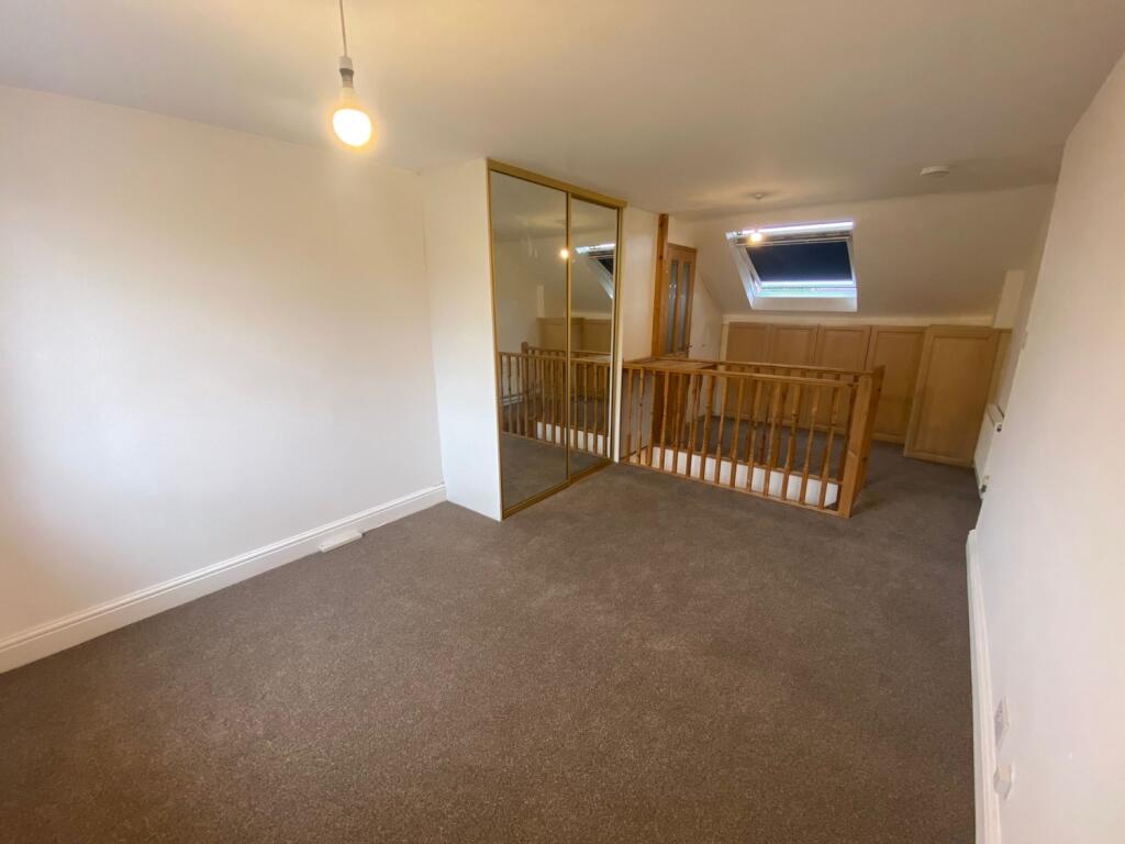 Bedroom 1 (3)