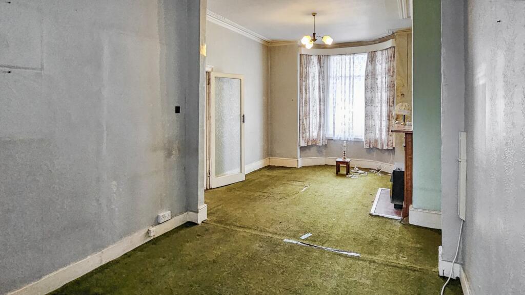 10 Brouncker Road, Acton, London W3 8AQ