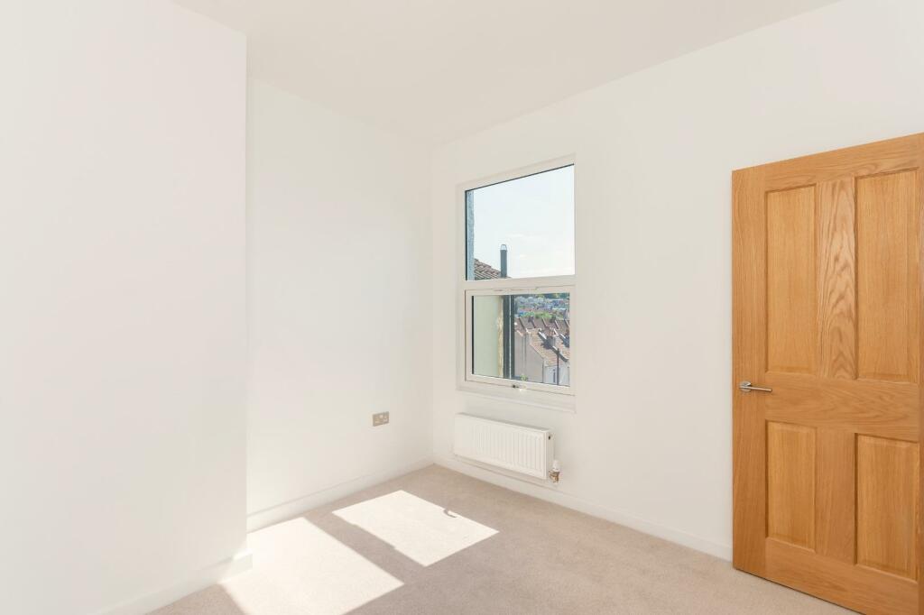 6A2RBR - Bedroom F.jpg