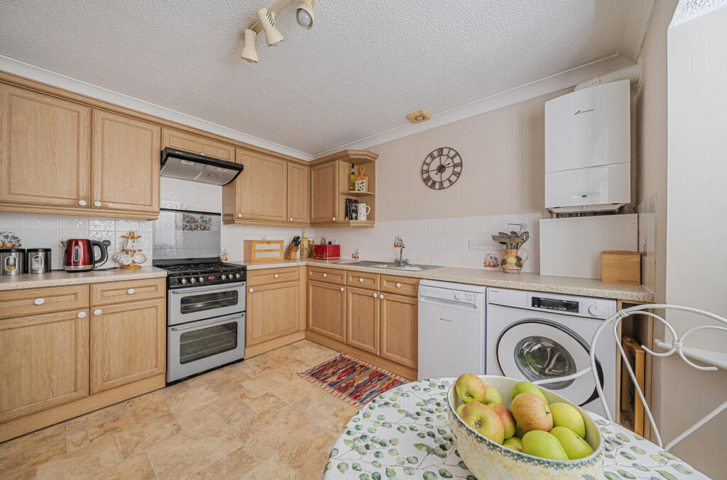 1347021-25-68c066...