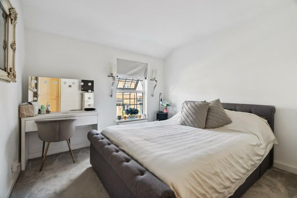 Master bedroom.jpeg