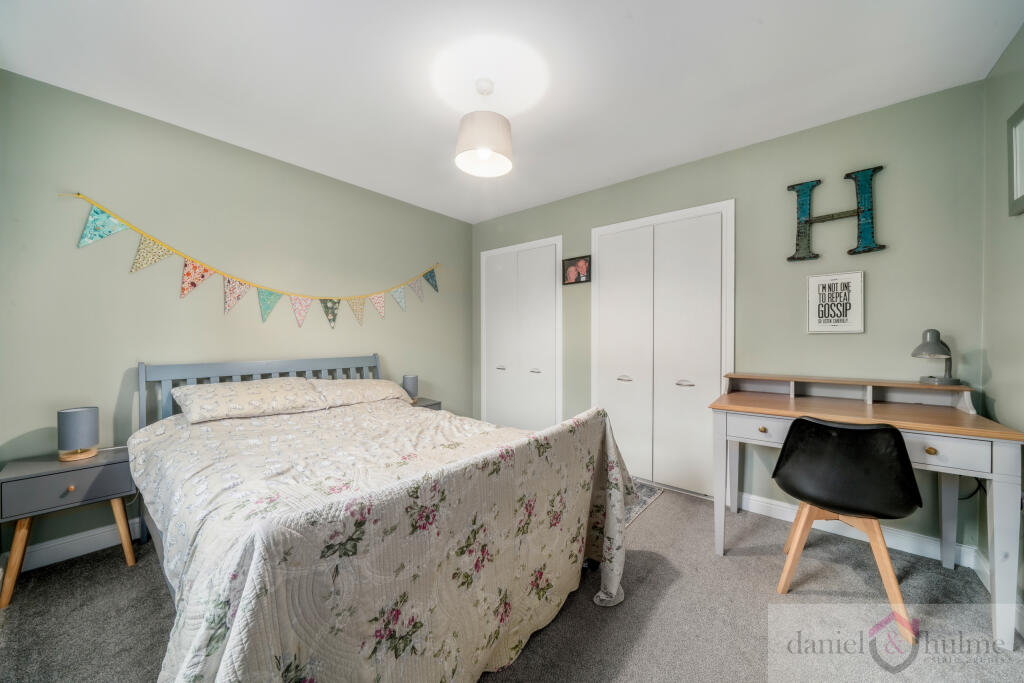 40 Willow Drive-27