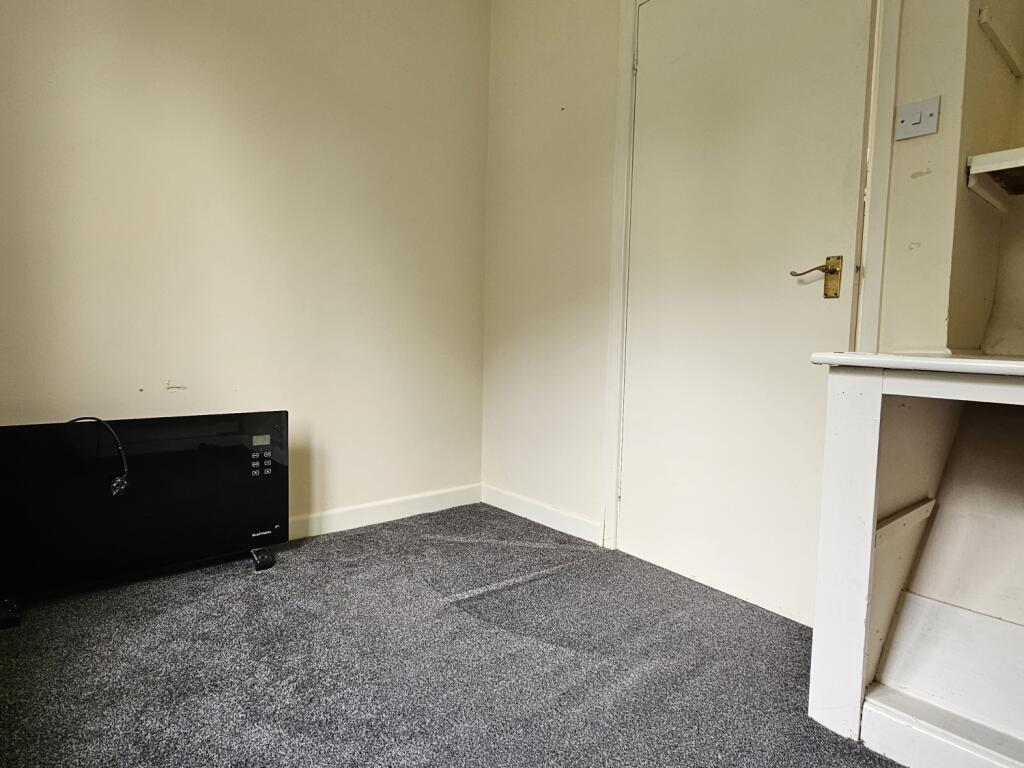Bedroom3 other angle
