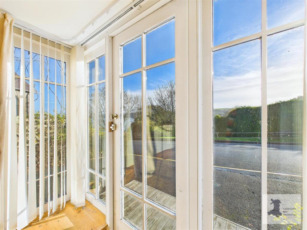 Reception room 1 views