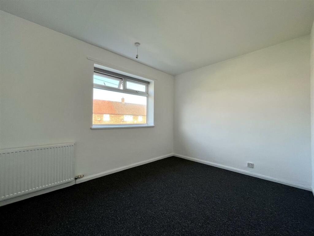 Bedroom 2 Aspect 2