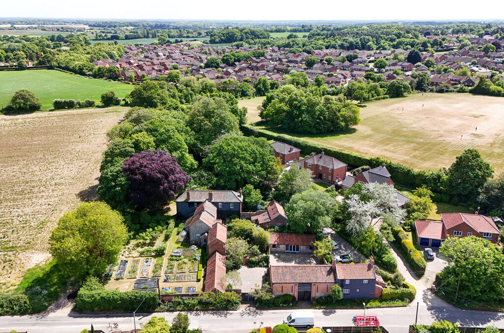 1-682f56a03c9bd-1...