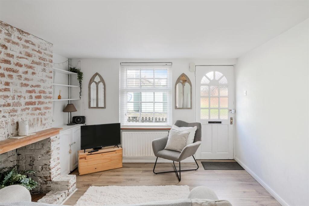 MINT COTTAGES, 2 (19).jpg