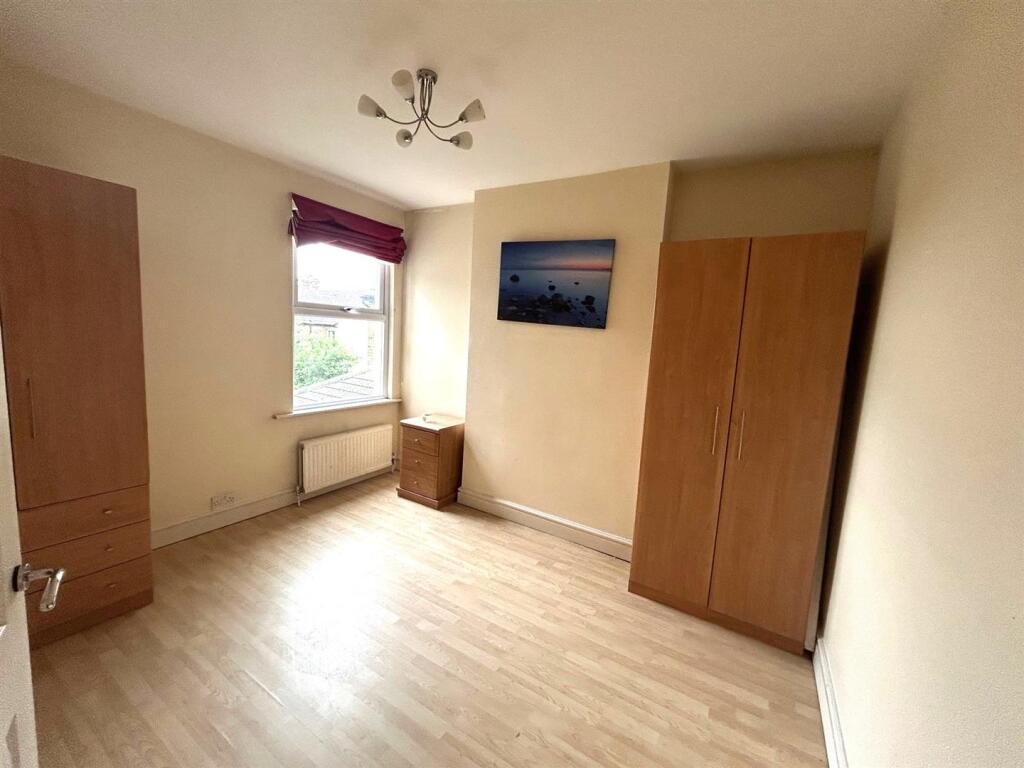 Bedroom 1 - New .jpg