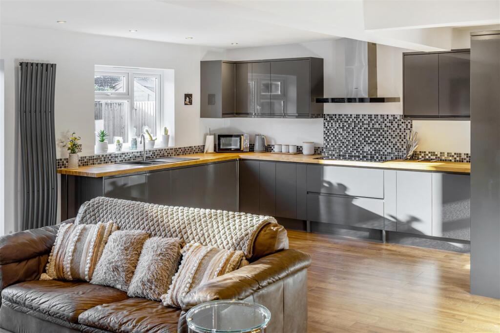 Foxgloves (Old Leake)-32.jpg