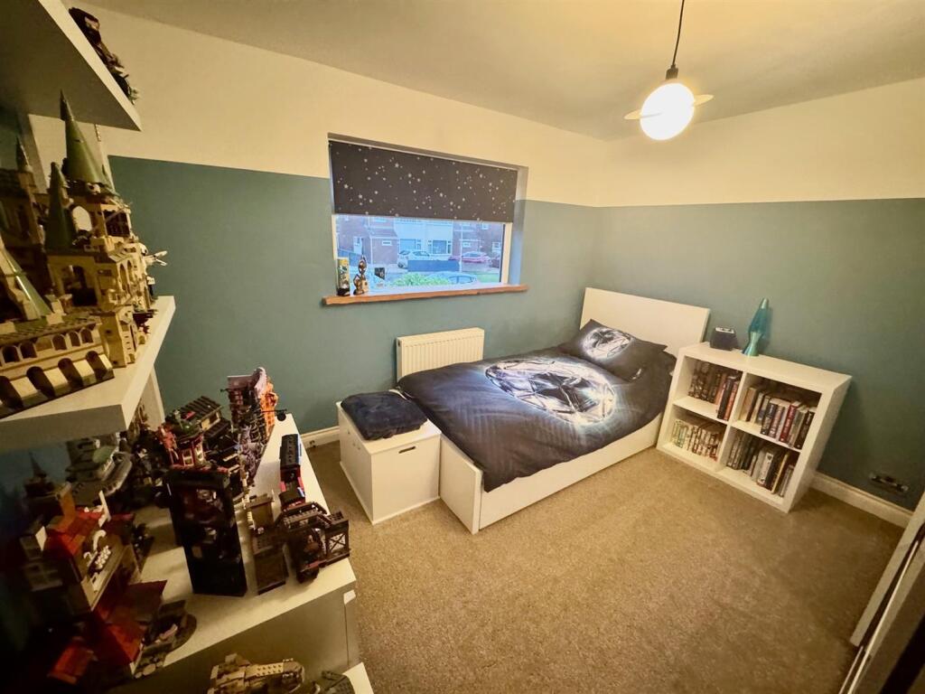 Bedroom 2.jpg