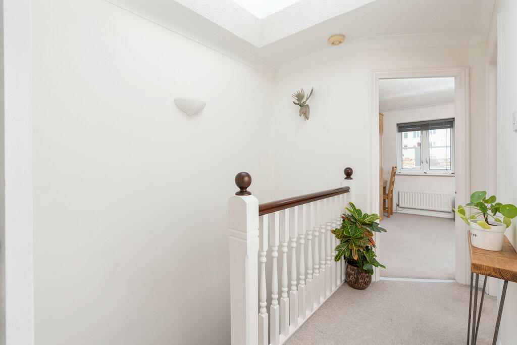 35 North Gardens-...