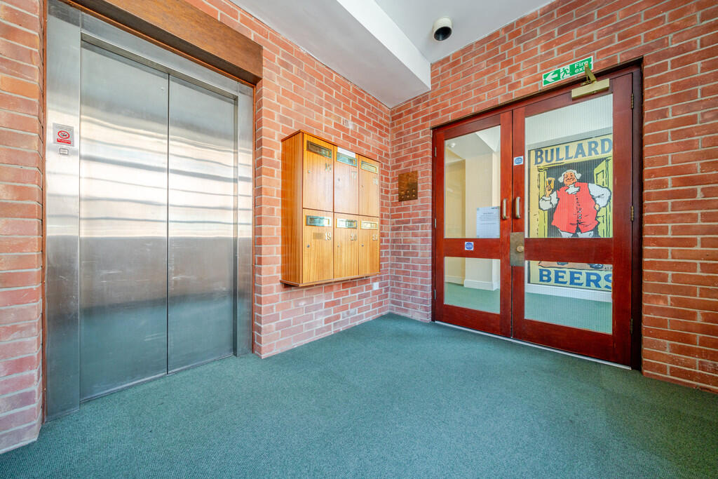 1331358-12-689f16...