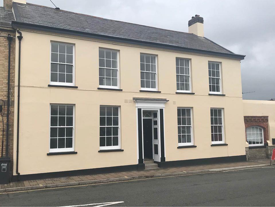 117227275_10157428352271461_1969196024931967220_o.