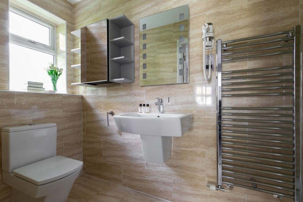 Bedroom Two Ensuite