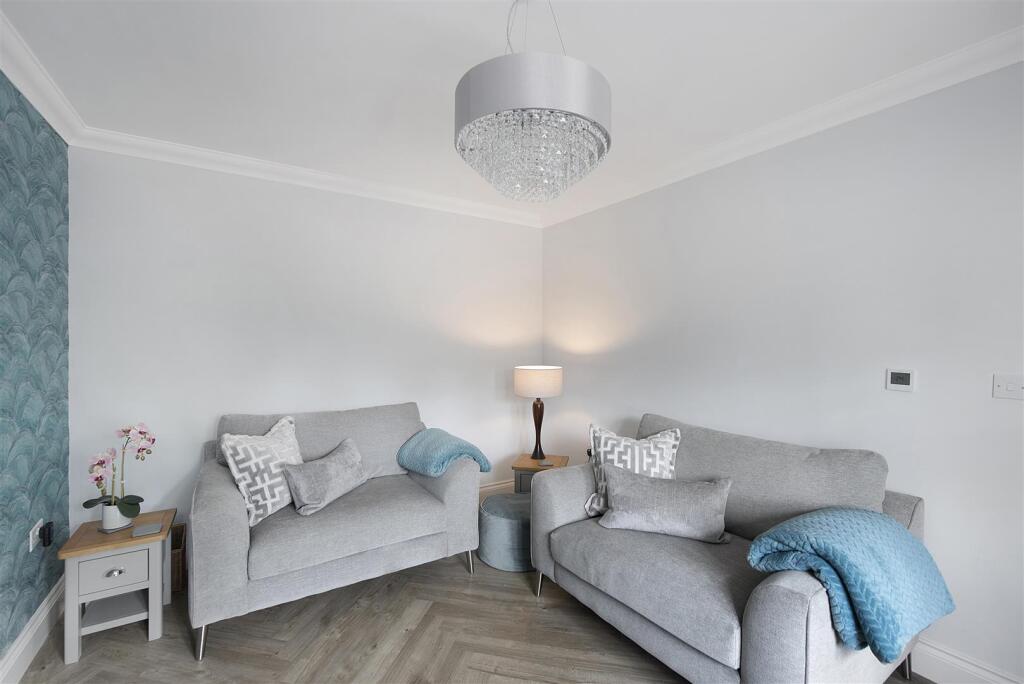 White Beams ph14.jpg