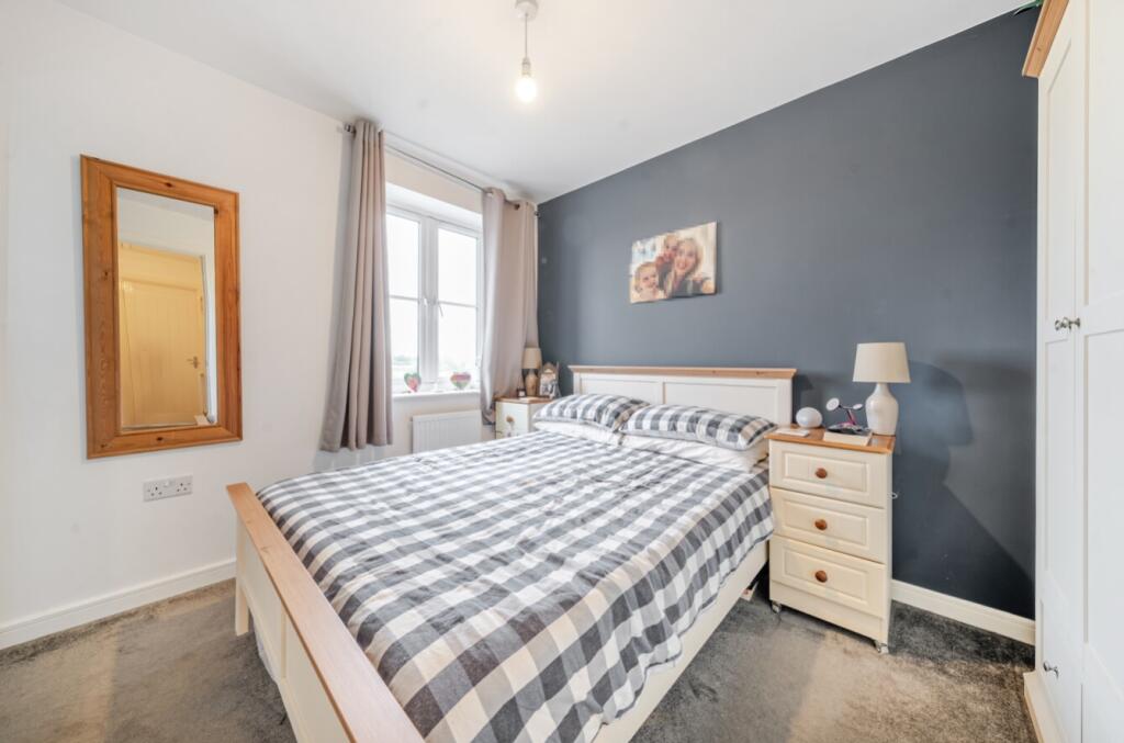 1374190-9-69036e5c0dabc