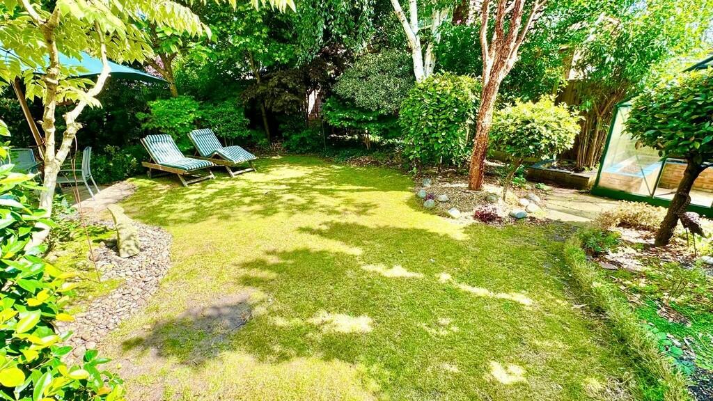Garden photo 