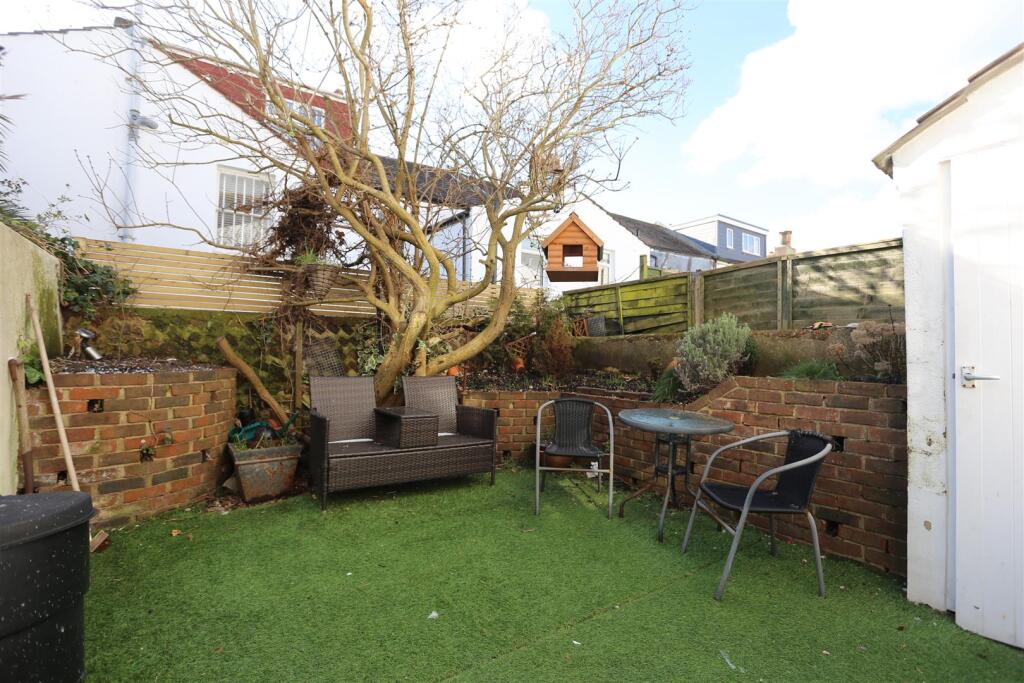 82 Wordsworth Street Patio.JPG